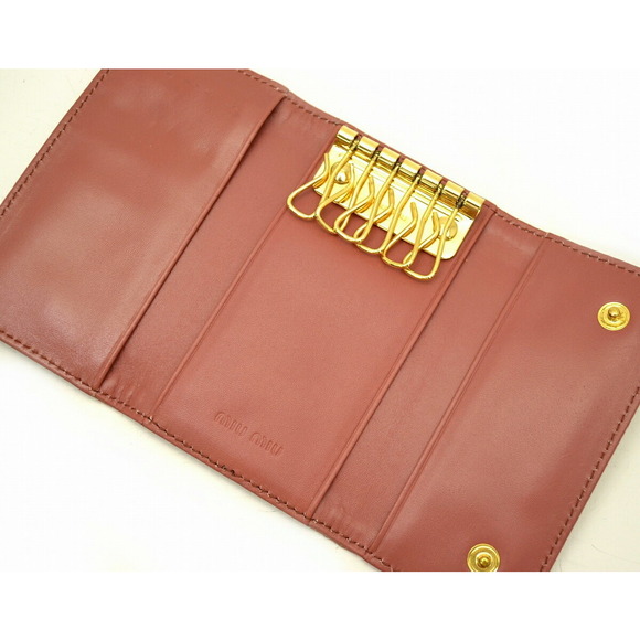 Miu Miu 6-Row Key Case Embossed Leather Pink - Picture 4 of 9